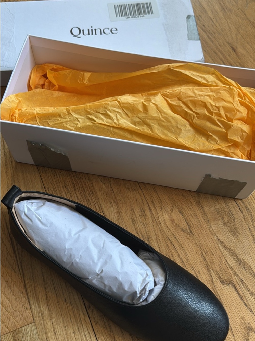 Quince Italian Leather Glove Ballet Flat Black with Tan Sole - Picture 3 of 4